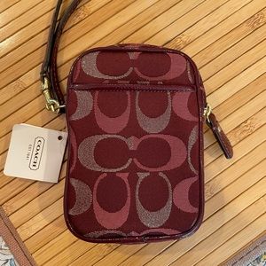 NWT Coach Signature Jacquard Red/Maroon/Gold Wristlet Multipurpose Pouch